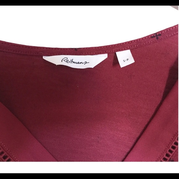 REITMANS Dainty Cross Print With 3/4 Crop Sleeve Top/Tee Maroon Red Size Small - Picture 6 of 9